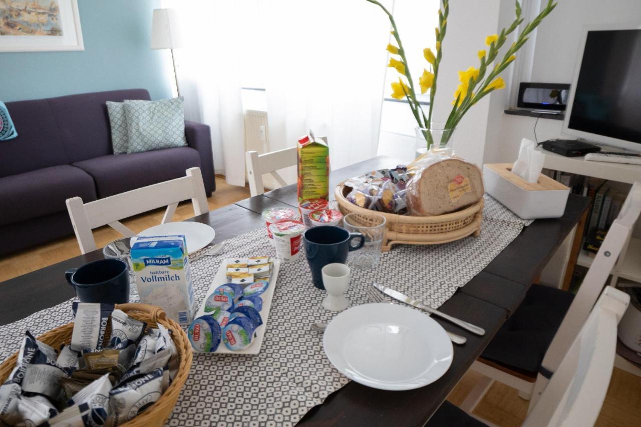 B&B My Place Mit Fruehstueckspaket - With Breakfastbox Frankfurt am Main ภายนอก รูปภาพ